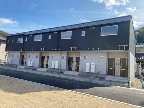 岡山県岡山市中区原尾島４丁目 築1年11ヶ月 2階建