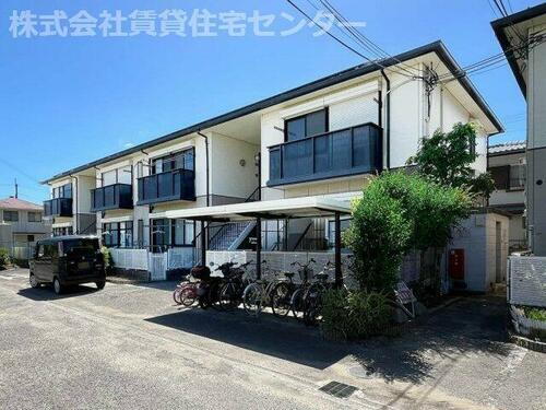 和歌山県和歌山市西庄 2階建