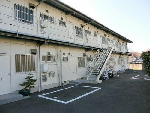 メゾン・ド・ルーン横河原 2階建