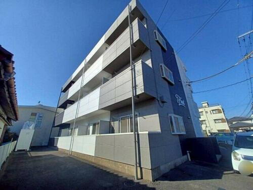 三重県鈴鹿市中旭が丘２丁目 3階建 築27年6ヶ月