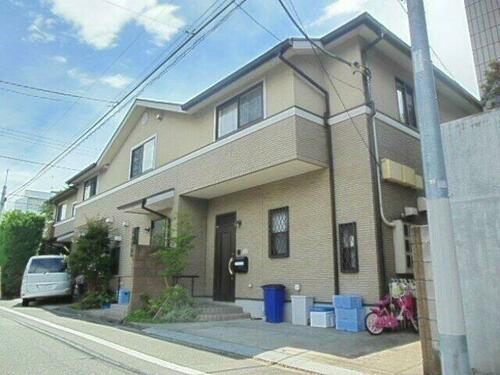 東京都世田谷区成城５丁目 テラスハウス