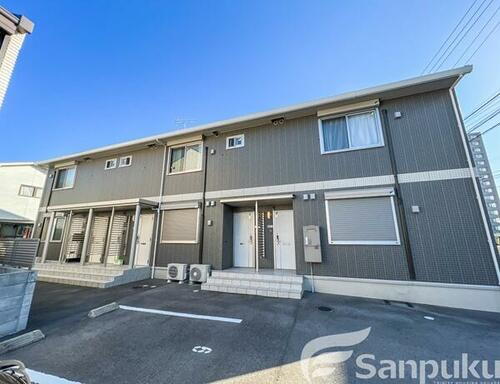 愛媛県松山市住吉１丁目 賃貸アパート