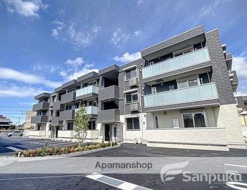 愛媛県松山市持田町３丁目 賃貸アパート