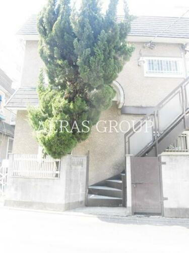 東京都中野区中央２丁目 築40年12ヶ月 2階建