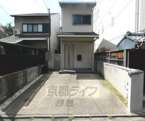 京都府京都市上京区元誓願寺通六軒町西入大文字町 2階建 築16年11ヶ月