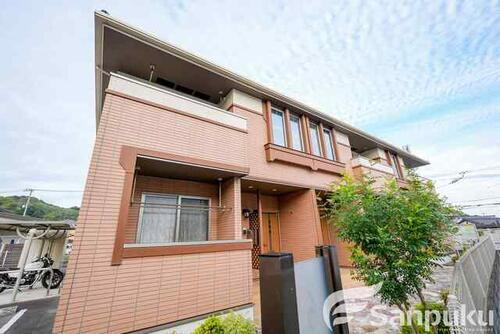 愛媛県伊予郡砥部町宮内 賃貸アパート