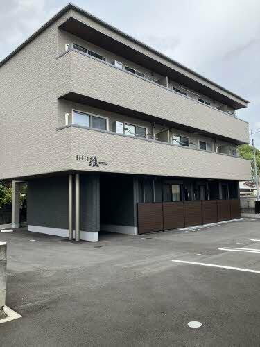 べレオ雅 3階建