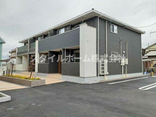 愛知県豊川市西香ノ木町２丁目 賃貸アパート