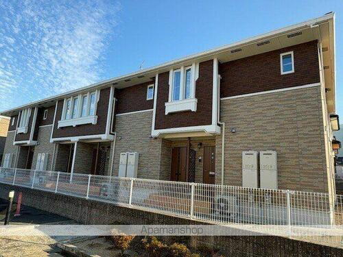 愛媛県新居浜市中村２丁目 賃貸アパート