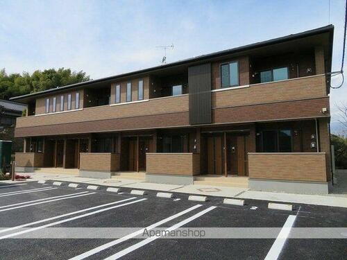 熊本県人吉市西間下町 築4年11ヶ月 2階建