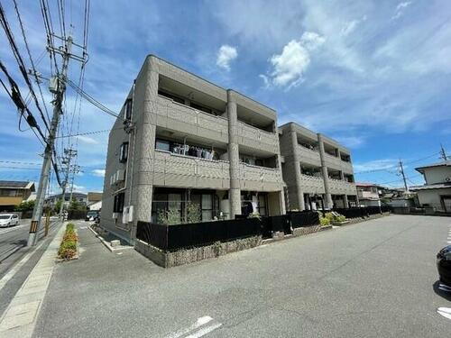 岡山県岡山市北区久米 築16年10ヶ月 3階建