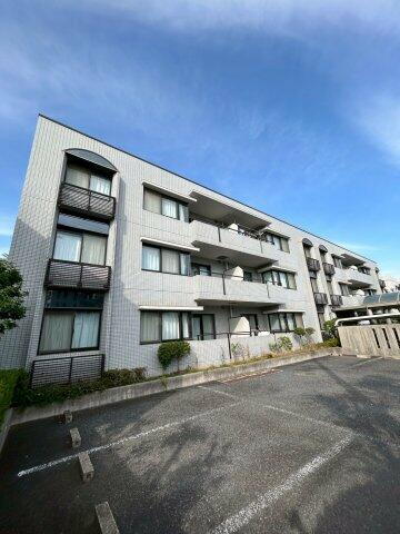 兵庫県芦屋市翠ケ丘町 地上3階地下3階建 築33年3ヶ月