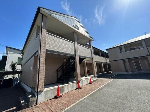 フジパレスタカシロ２番館 2階建