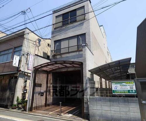 京都府京都市中京区大宮通蛸薬師下る四坊大宮町 築49年1ヶ月 3階建