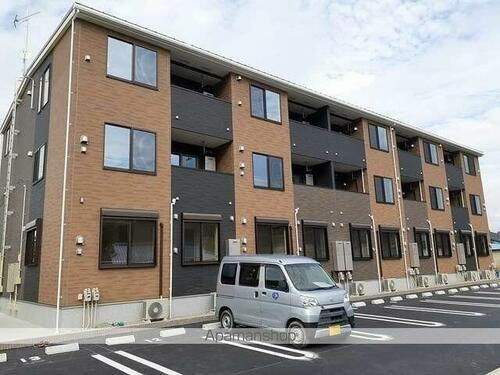 熊本県人吉市上薩摩瀬町 築3年4ヶ月 3階建