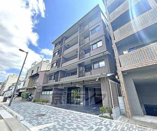 京都府京都市中京区東堀川通夷川下る九町目 築1年8ヶ月 5階建