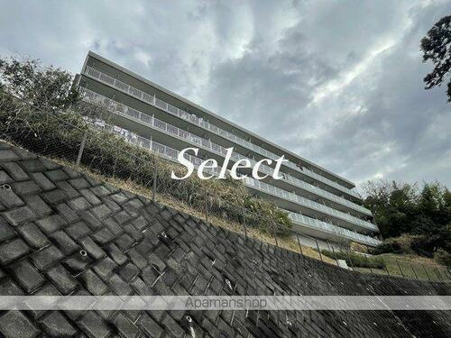 神奈川県横浜市磯子区杉田９丁目 賃貸マンション