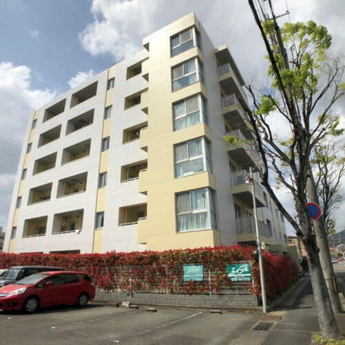 兵庫県伊丹市荒牧６丁目 築20年11ヶ月 6階建