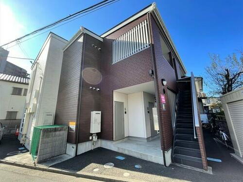 クレアフォーチュン中江 2階建