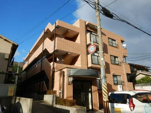 兵庫県神戸市東灘区本山北町２丁目 3階建 築28年8ヶ月
