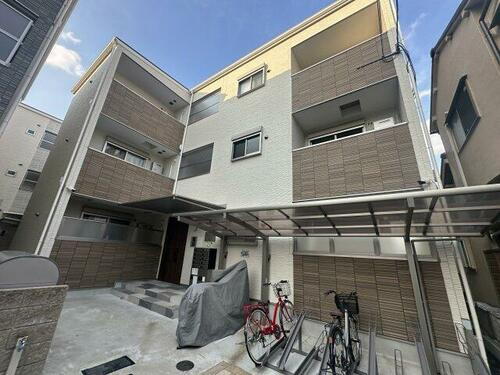 兵庫県尼崎市神田中通８丁目 3階建 築4年6ヶ月