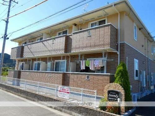 愛媛県新居浜市中村松木１丁目 賃貸アパート