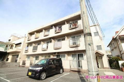 岡山県岡山市中区清水 3階建 築37年5ヶ月