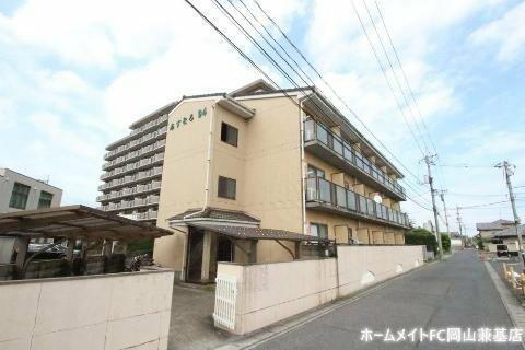 岡山県岡山市中区東川原 3階建 築31年2ヶ月