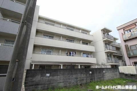 岡山県岡山市中区浜１丁目 4階建 築35年4ヶ月