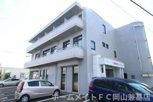岡山県岡山市東区松新町 3階建 築31年7ヶ月