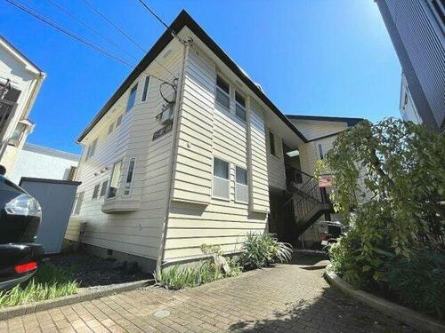 神奈川県横浜市磯子区森２丁目 賃貸アパート