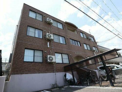 奈良県奈良市菅原町 3階建