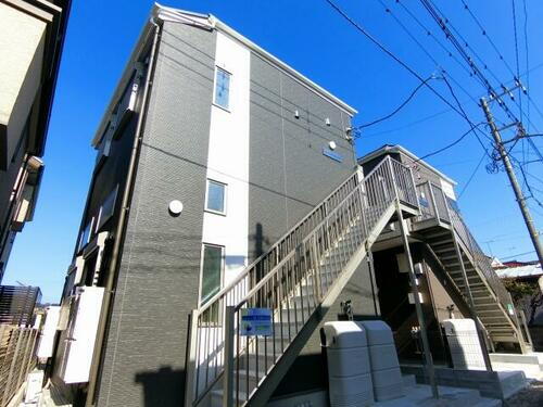 神奈川県横浜市金沢区寺前２丁目 賃貸アパート