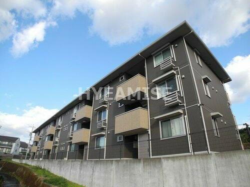 長崎県大村市木場１丁目 3階建 築13年10ヶ月