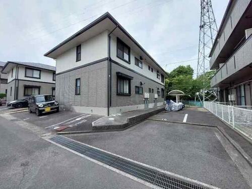 愛媛県新居浜市中萩町 賃貸アパート