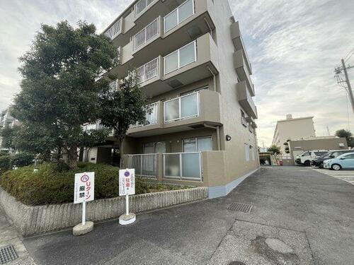 兵庫県伊丹市緑ケ丘７丁目 賃貸マンション