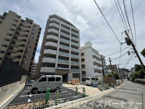 福岡県福岡市南区寺塚１丁目 9階建