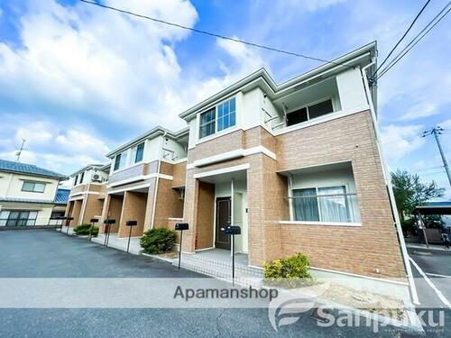 愛媛県伊予郡松前町大字南黒田 賃貸アパート