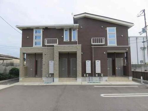 愛媛県新居浜市菊本町２丁目 賃貸アパート