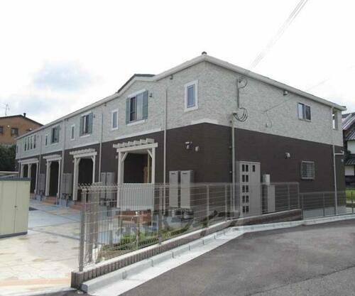 京都府木津川市市坂久保川 築3年4ヶ月 2階建