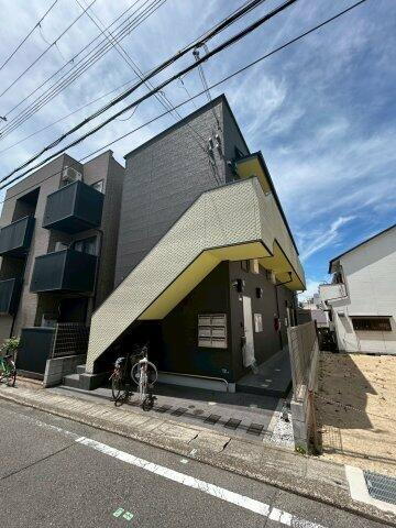 兵庫県神戸市長田区長田町６丁目 3階建