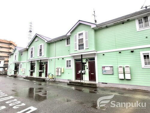 愛媛県松山市東石井１丁目 賃貸アパート