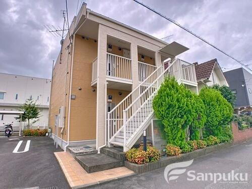 愛媛県松山市桑原７丁目 賃貸アパート