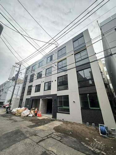 北海道札幌市東区北十一条東１丁目 賃貸マンション