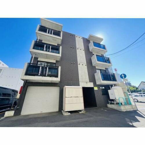 北海道札幌市中央区北七条西１３丁目 賃貸マンション