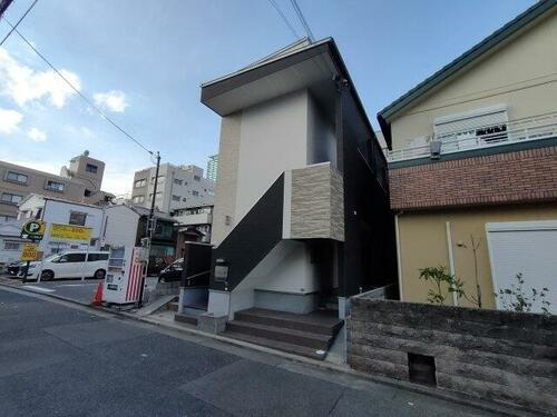 兵庫県神戸市中央区神若通５丁目 築9年8ヶ月 2階建