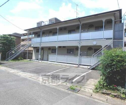 京都府京都市北区上賀茂松本町 2階建