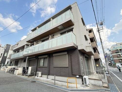 プリュニエ本山