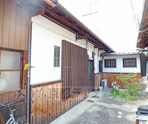 京都府京都市上京区室町新町の間寺之内上る下木下町 平屋建て