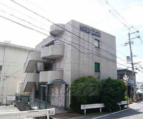 ＳＡＫＩＺＯメゾン北花山 3階建